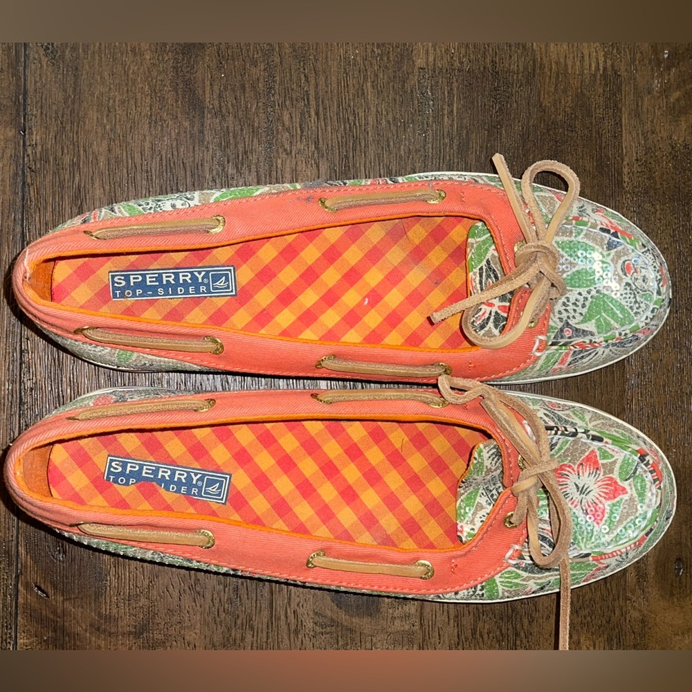 Sperry sequined shoes